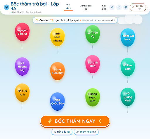 Giao diện màn hình chính do Stitch tạo ra: bầu trời xanh, các quả bóng bay mang tên học sinh, nút Bốc thăm ngay màu cam